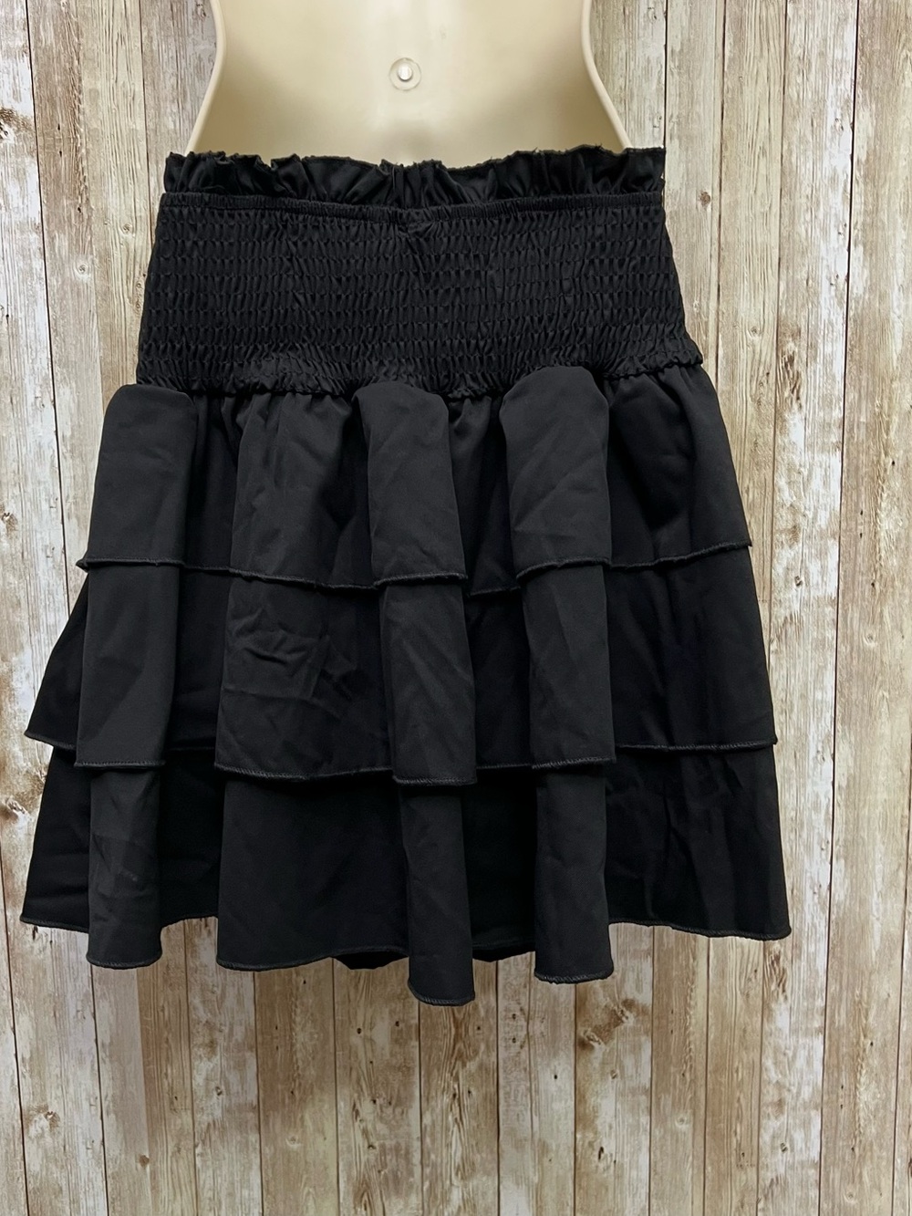 SHEIN Black Tiered Smocked Skater Skirt with Waist Bows Size L - Picture 3 of 7